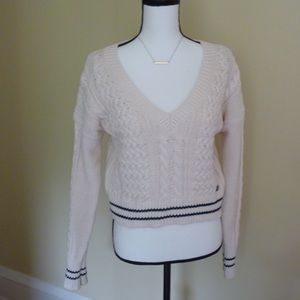 Preppy V knock sweater